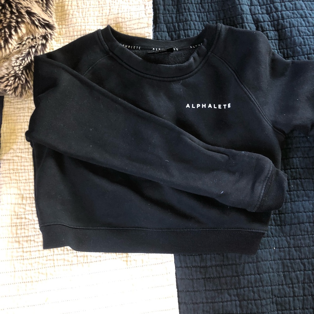 ALPHALETE - PROUD BUT NEVER SATISFIED SWEATER XS